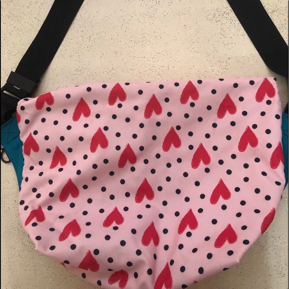 Disney Mickey & Minnie Mouse Messenger Bag - Picture 6 of 8